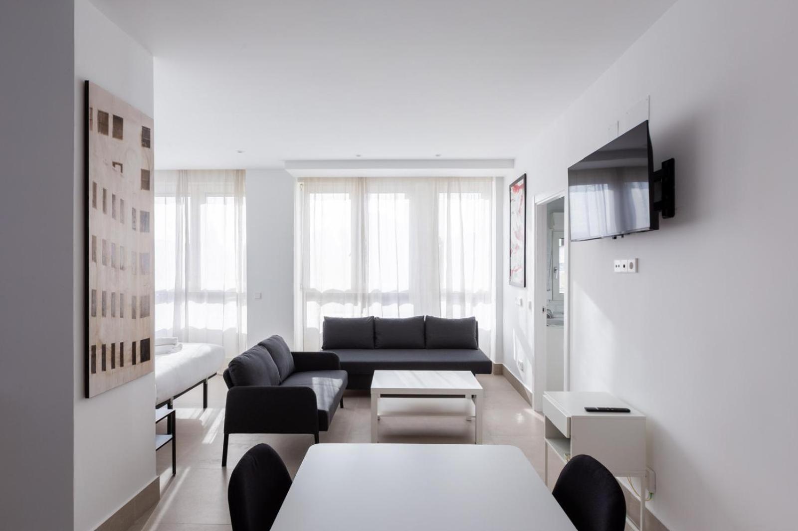 Apartamento Sunny With Ac In Hortaleza *